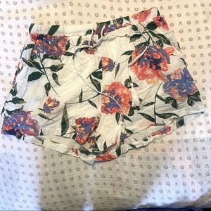 The Impeccable Pig Floral Shorts M
